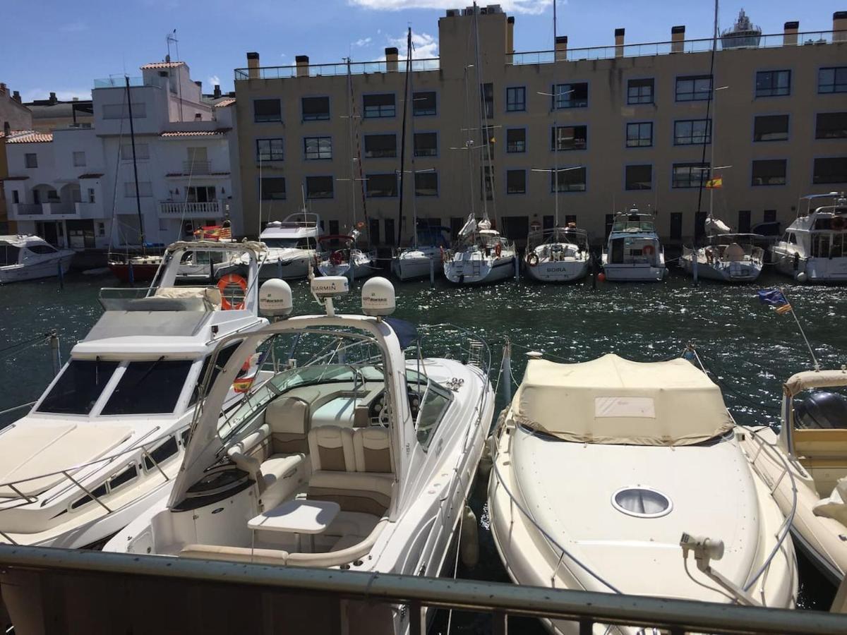 Grand Appartement Vue Sur Canal 4 Pers Wifi Empuriabrava Extérieur photo